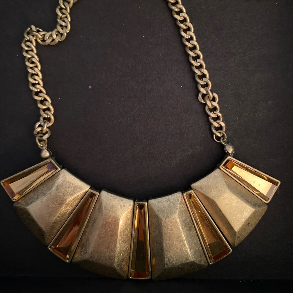 Statement necklace